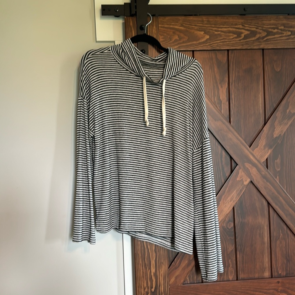Lucky brand black and white stripe